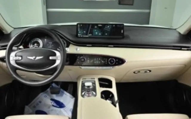 수원중고자동차판매사이트 GV70 2.2 디젤 2WD 매물 사진 14 - 2023/09 75,980km