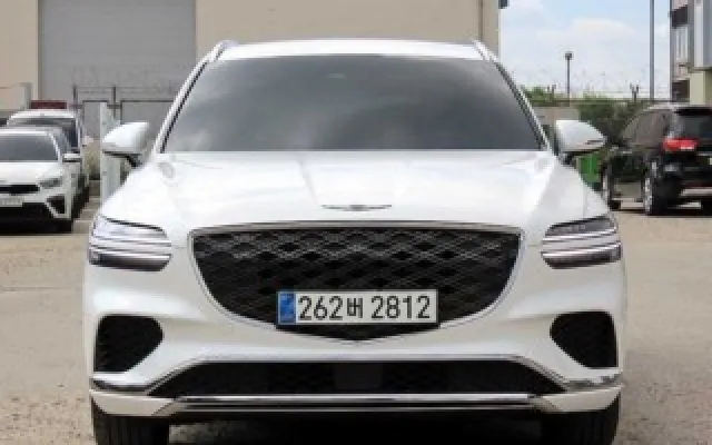 수원중고자동차판매사이트 GV70 2.5T 가솔린 2WD 매물 사진 3 - 2024/10 15,141km